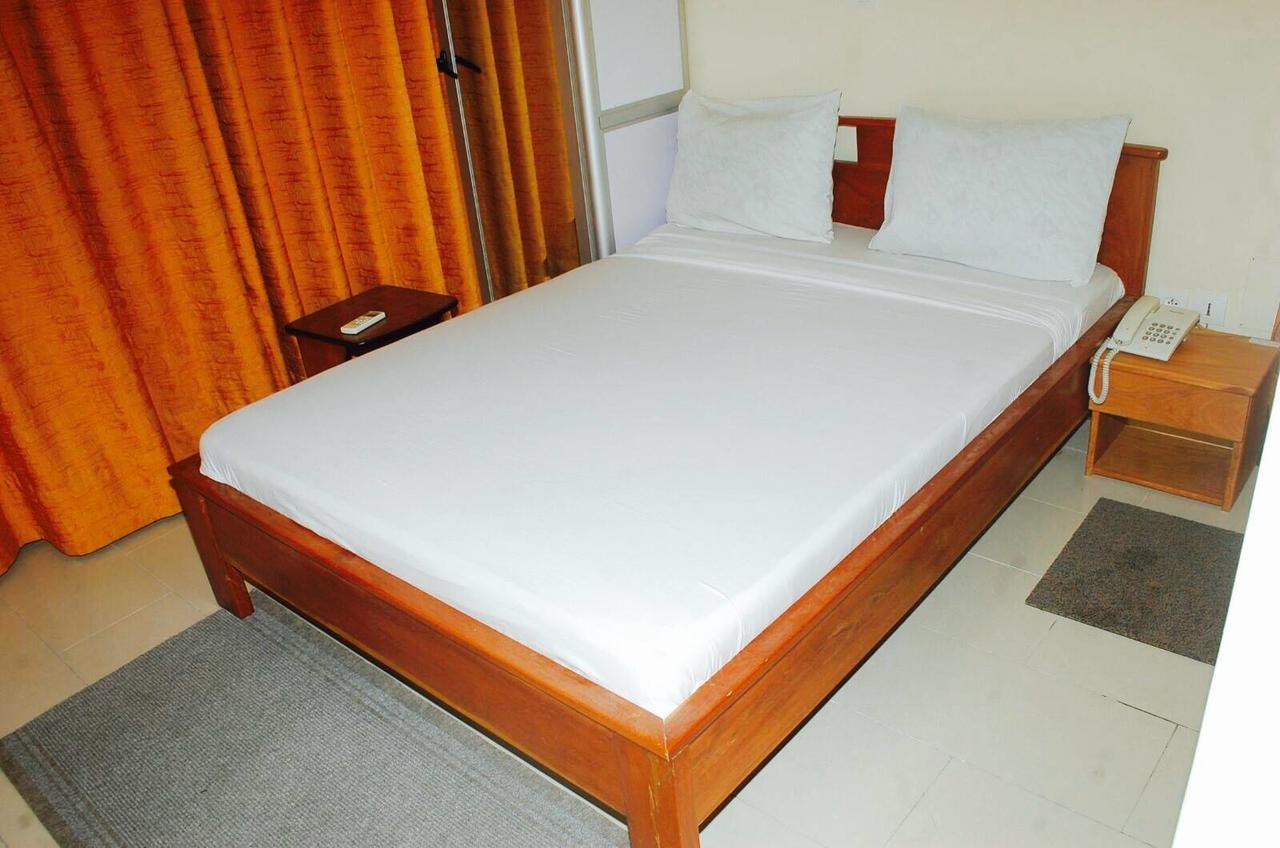 Hotels Residences Easy Cotonou Bagian luar foto
