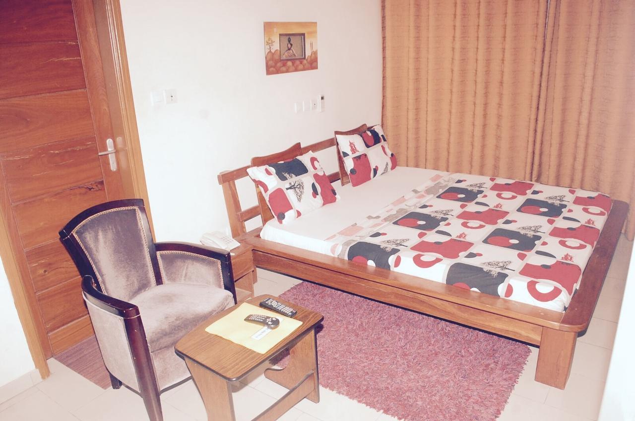 Hotels Residences Easy Cotonou Bagian luar foto